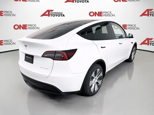 Used 2023  Tesla Long Range image 7