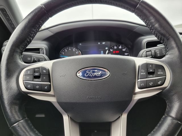Used 2022 Red Ford Limited image 11