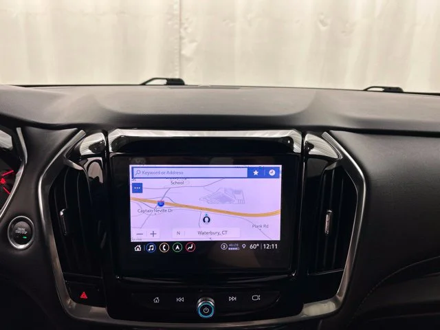 Used 2022 White Chevrolet Premier image 17