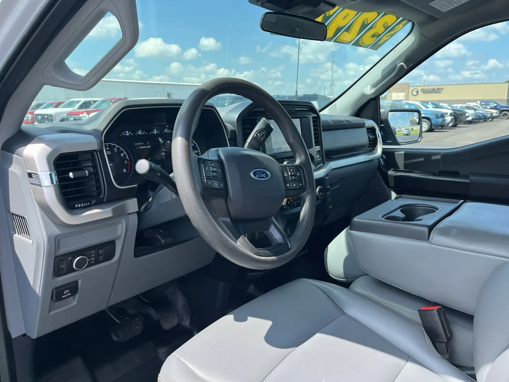Used 2021 Oxford White Ford XL image 10