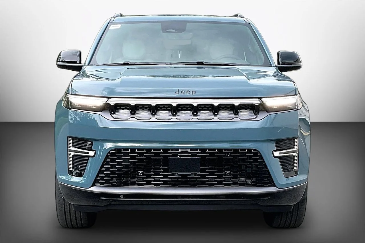 New 2026 Steel Blue Jeep Limited Altitude image 3