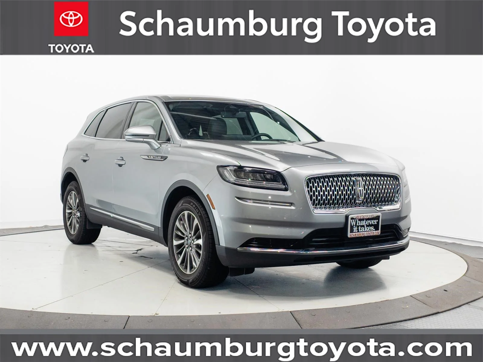 Used 2023 Silver Lincoln Reserve image 1