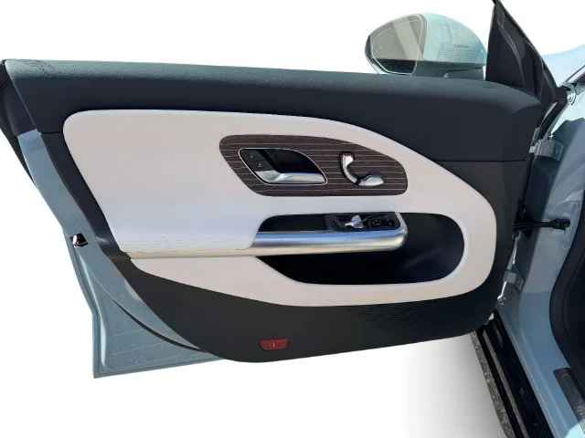 New 2027  Mercedes-Benz CLA 220 image 11