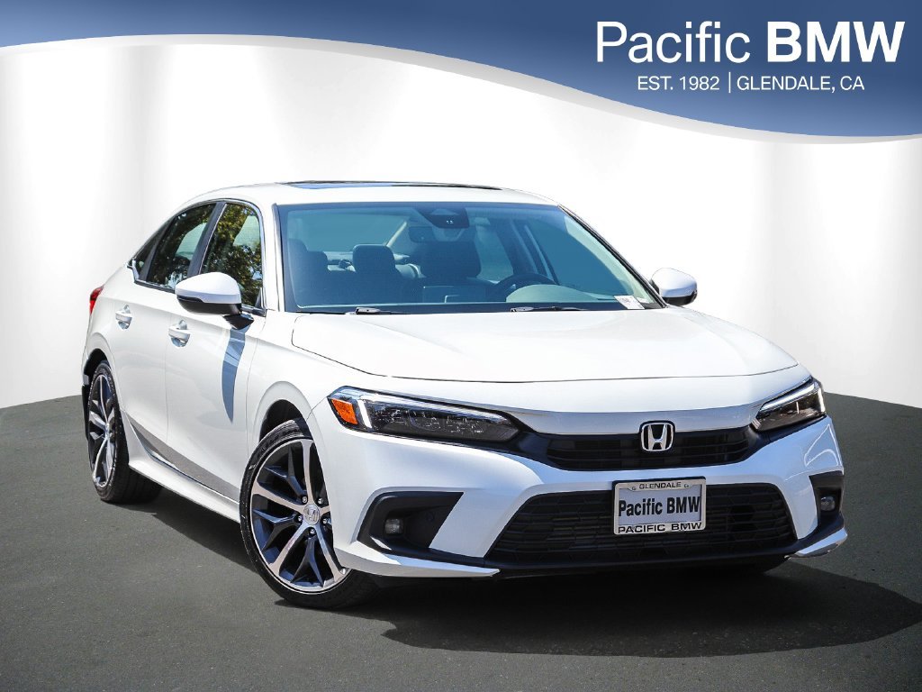 Used 2024 White Honda Touring image 1