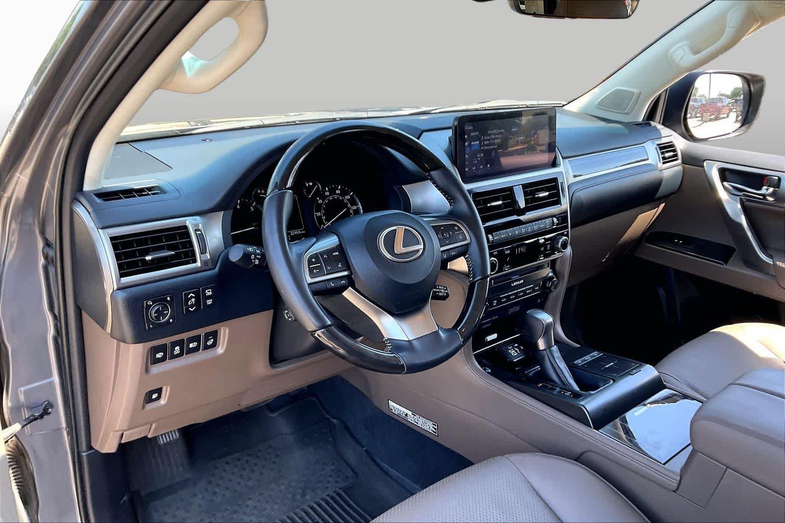 Used 2023 Nebula Gray Pearl Lexus Luxury image 17