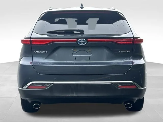 Certified Used 2023 Gray Toyota Limited image 4