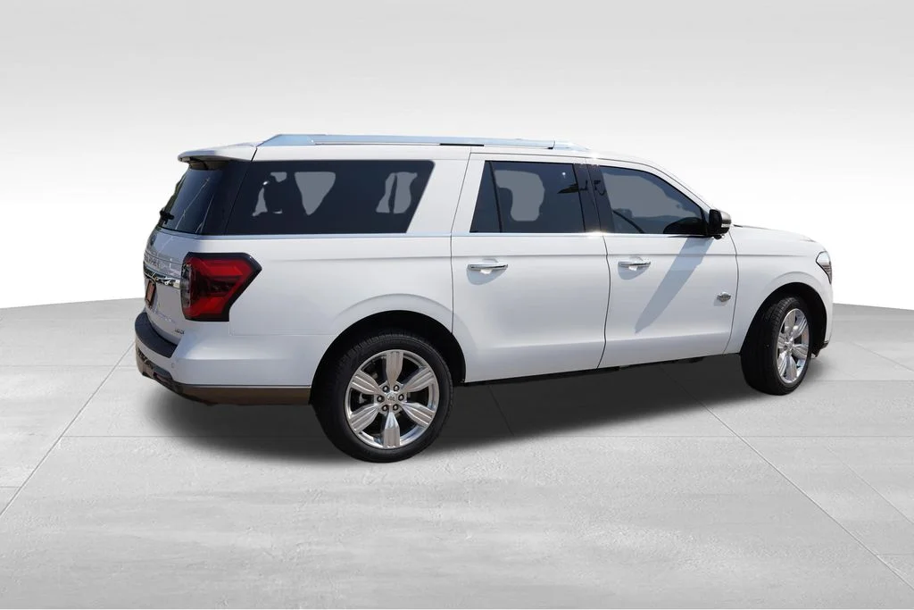 Used 2023 White Ford King Ranch image 4