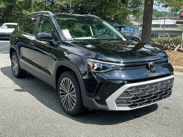 New 2026 Black Volkswagen 1.5T SE image 3
