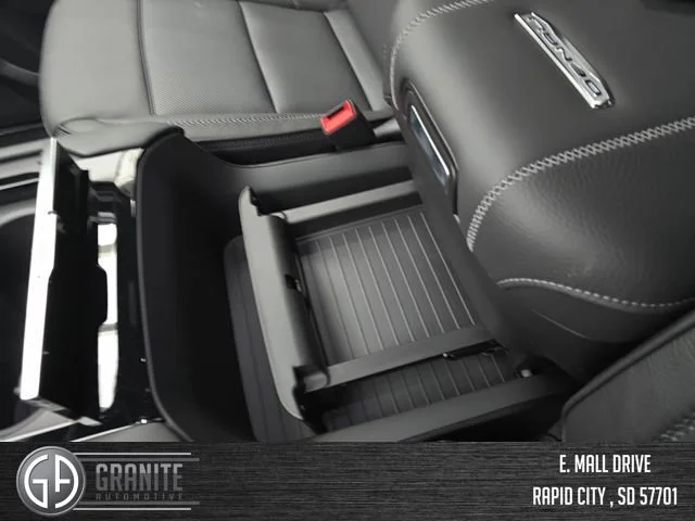 2026 GMC Yukon XL Denali - Photo 36