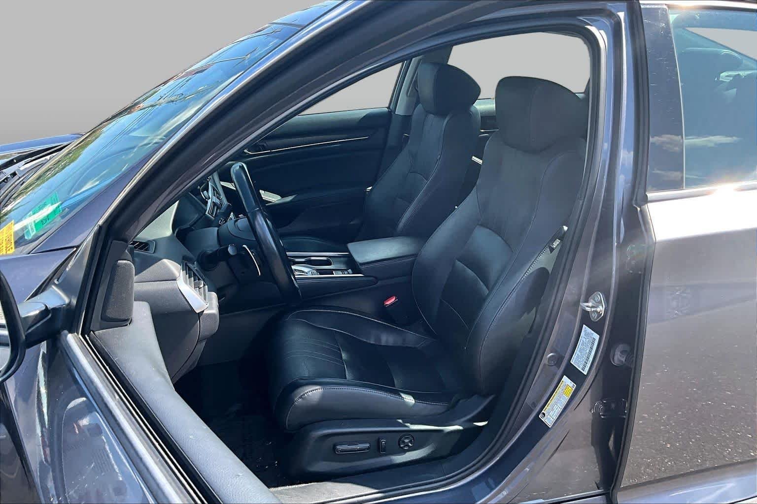 Used 2018 Modern Steel Metallic Honda EX-L 2.0T image 8