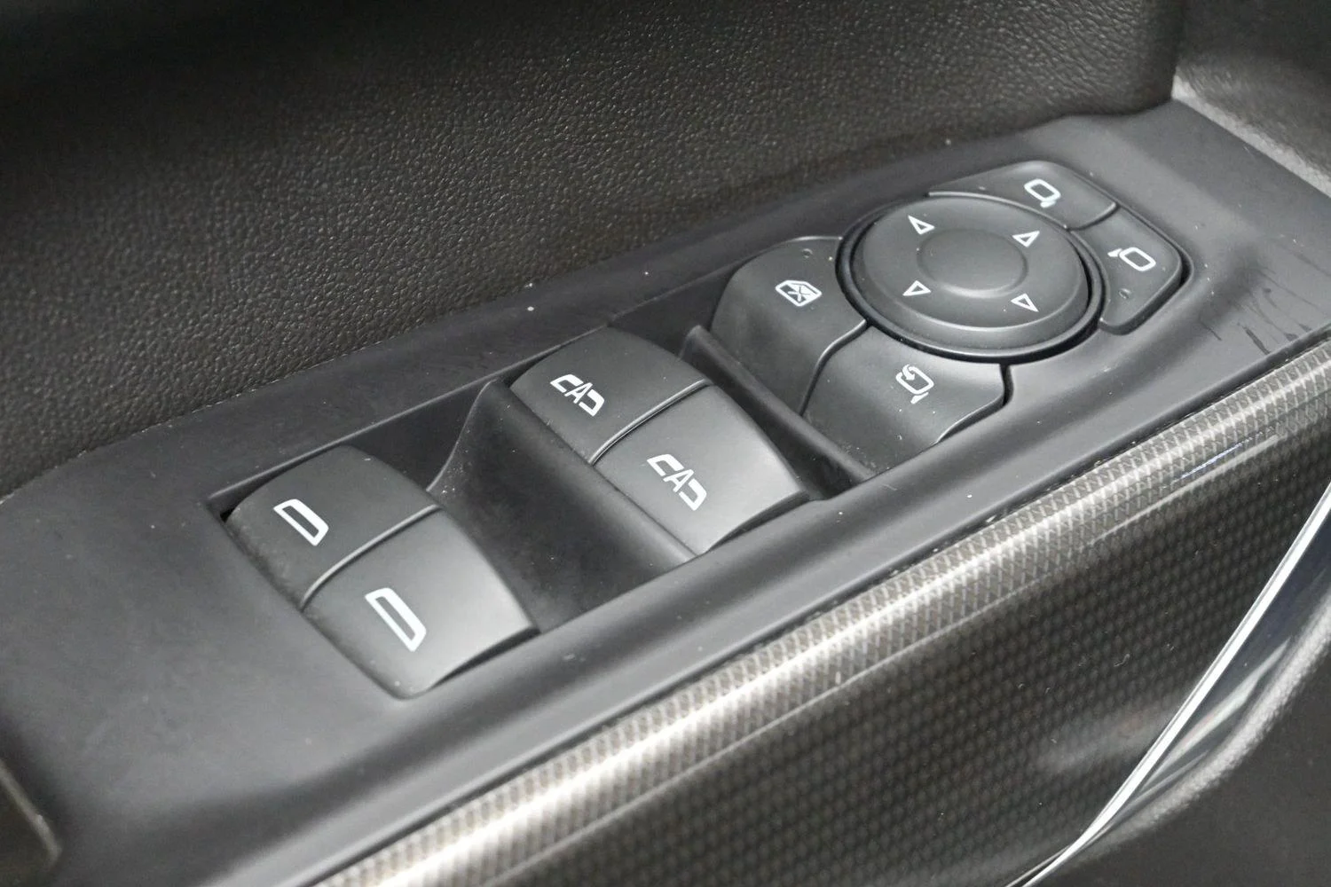 Used 2020 ONYX BLACK GMC AT4 image 12