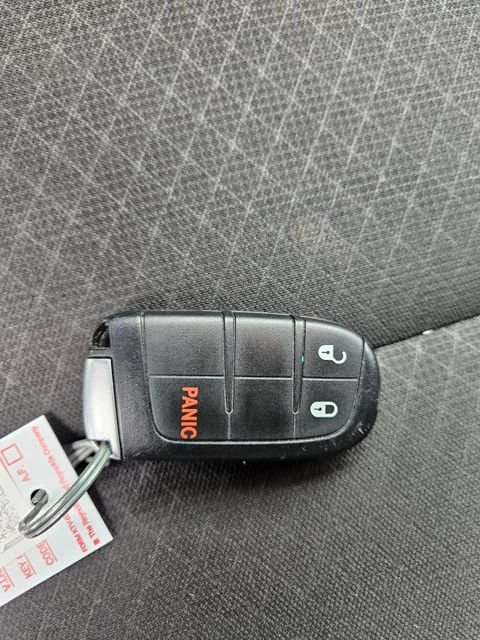 Used 2021 Black Jeep Laredo E image 29