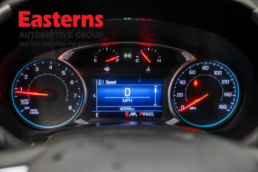 Used 2020 White Chevrolet LT image 18