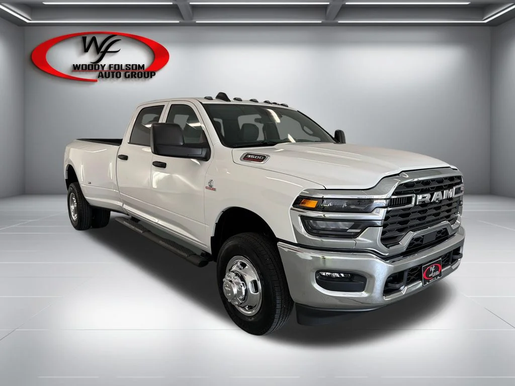 New 2027 Bright White Clear-Coat Exterior Paint RAM Tradesman image 3