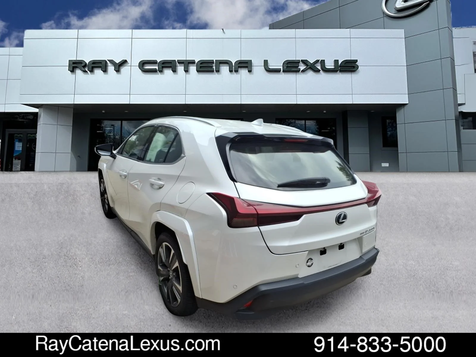 Certified Used 2025 White Pearl Lexus 4D Sport Utility image 4