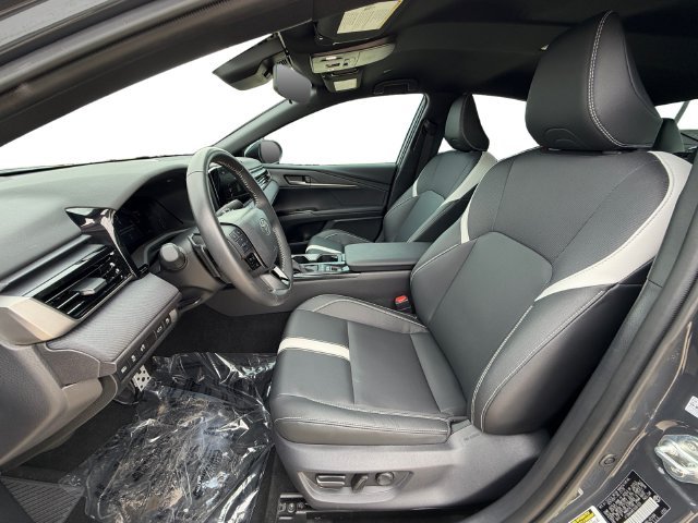 Used 2026  Toyota SE image 10