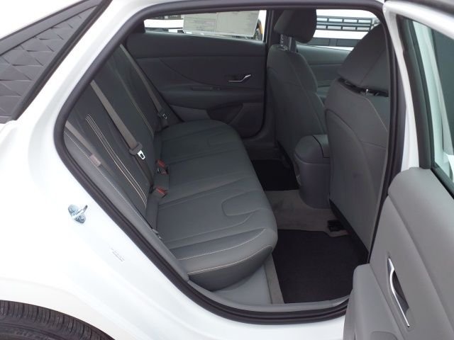 New 2026 White Hyundai SEL Sport image 12