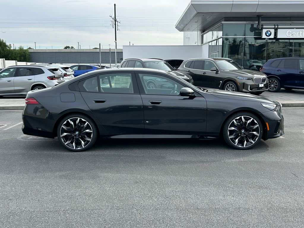 New 2026 Dark Graphite Metallic BMW 530i image 6