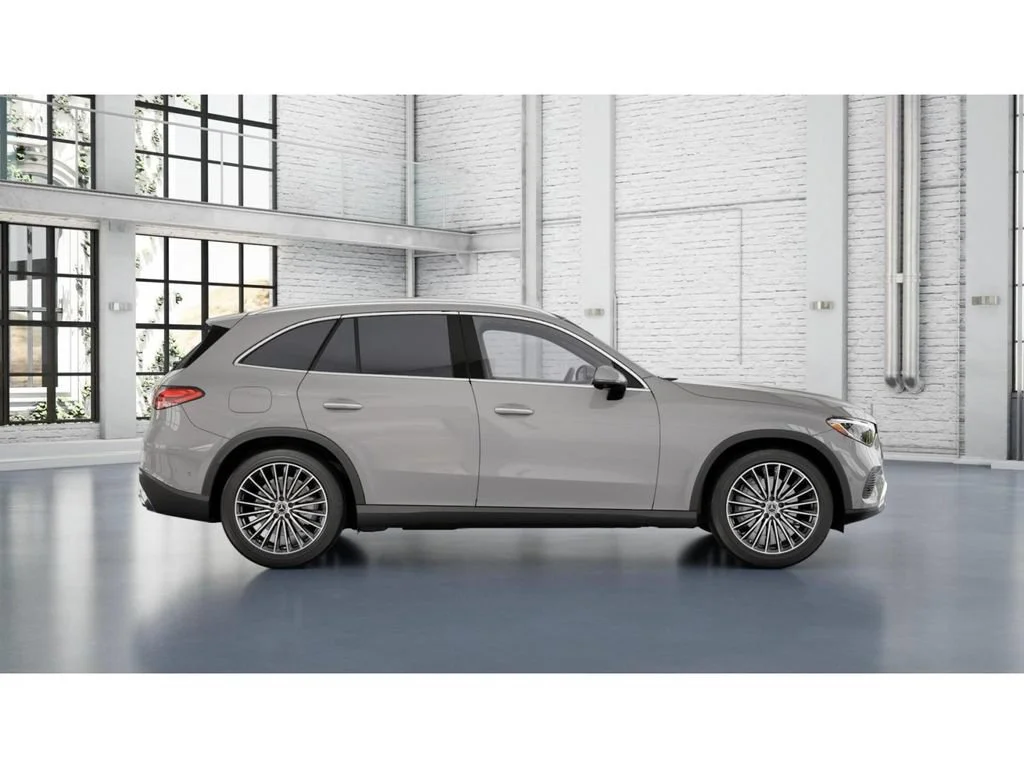 New 2027 White Mercedes-Benz GLC 300 image 35