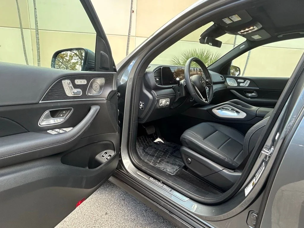 Used 2025  Mercedes-Benz GLE 450e image 15