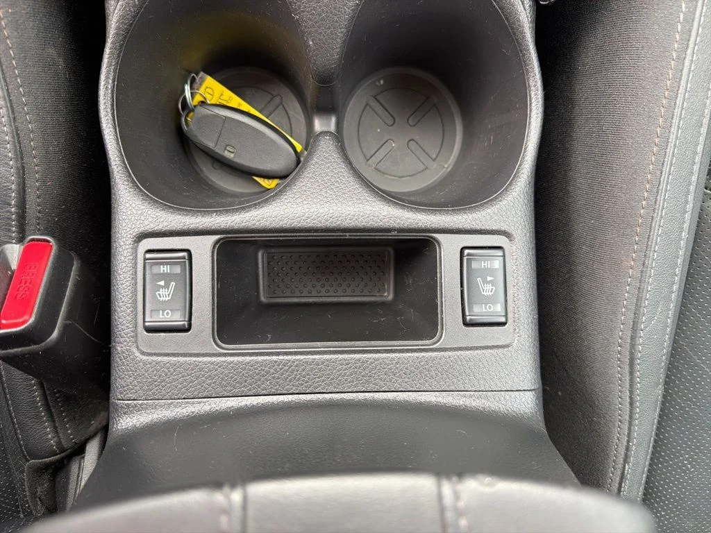 Used 2018 Gray Nissan SL image 42
