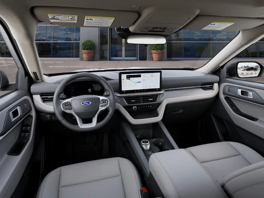 New 2027 Avalanche Gray Ford Active image 9
