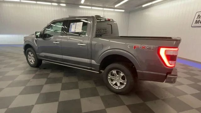 Used 2021 Gray Metallic Ford Lariat image 6