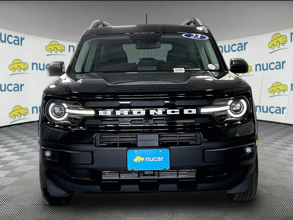 Used 2023 Black Ford Outer Banks image 2