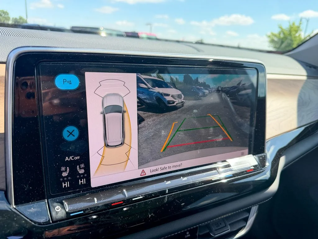 New 2026  Volkswagen SE w/Technology image 23