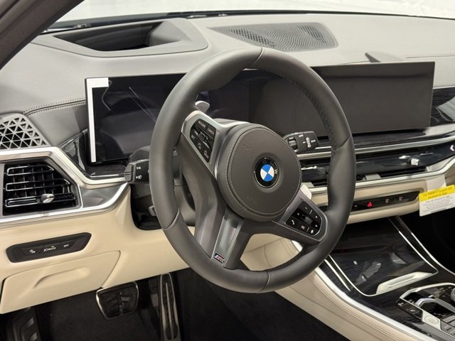 Used 2026 Dravit Grey Metallic BMW xDrive40i image 13