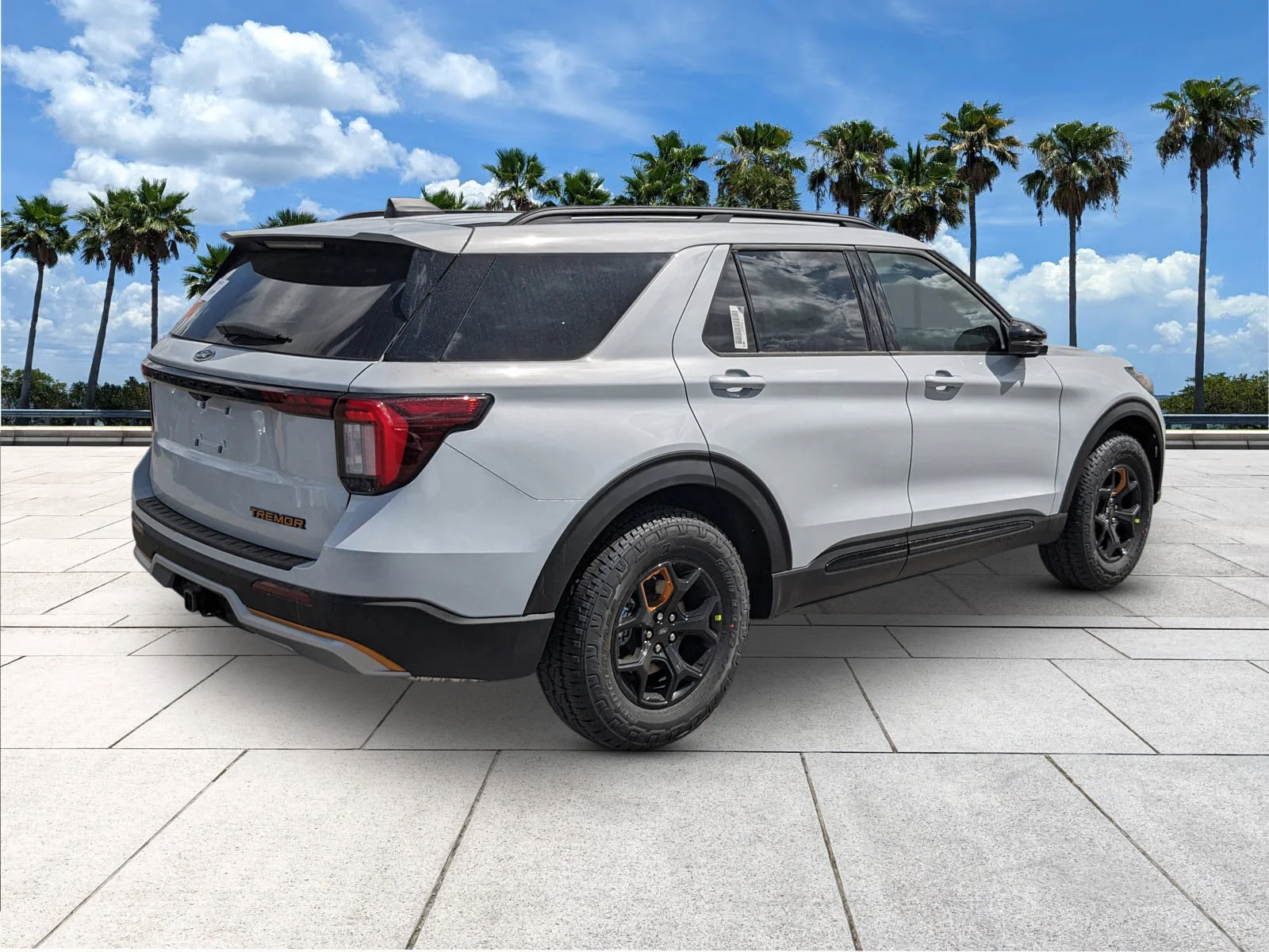 New 2026 Space White Metallic Ford Tremor® image 7