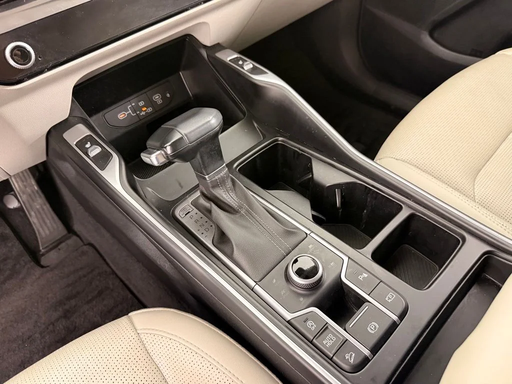 Used 2024 Brown Kia X-Line EX image 4