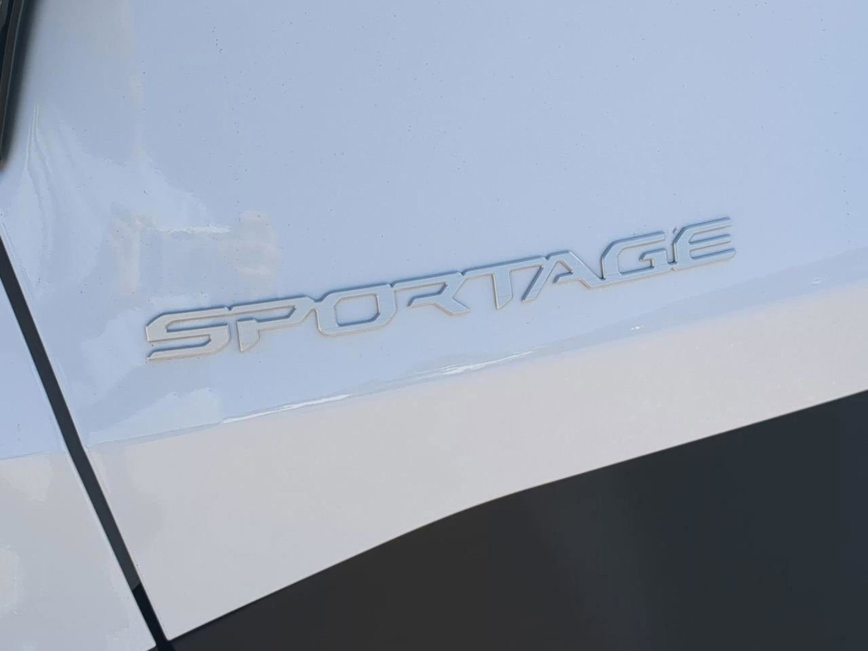 New 2026 Glacial White Pearl Kia LX image 31