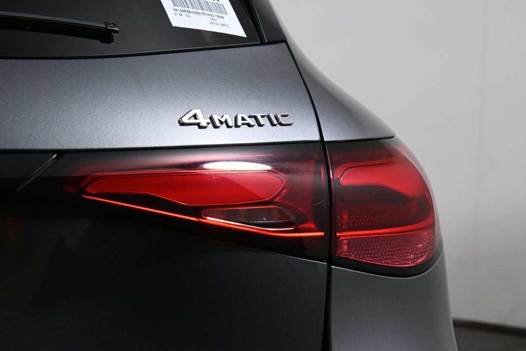 Used 2023 Selenite Gray Metallic Mercedes-Benz GLC 300 image 13