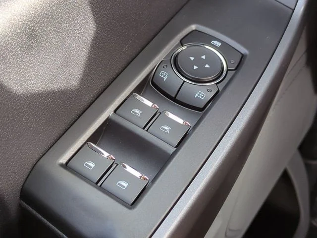 New 2026 Oxford White Ford F-350® XLT image 22