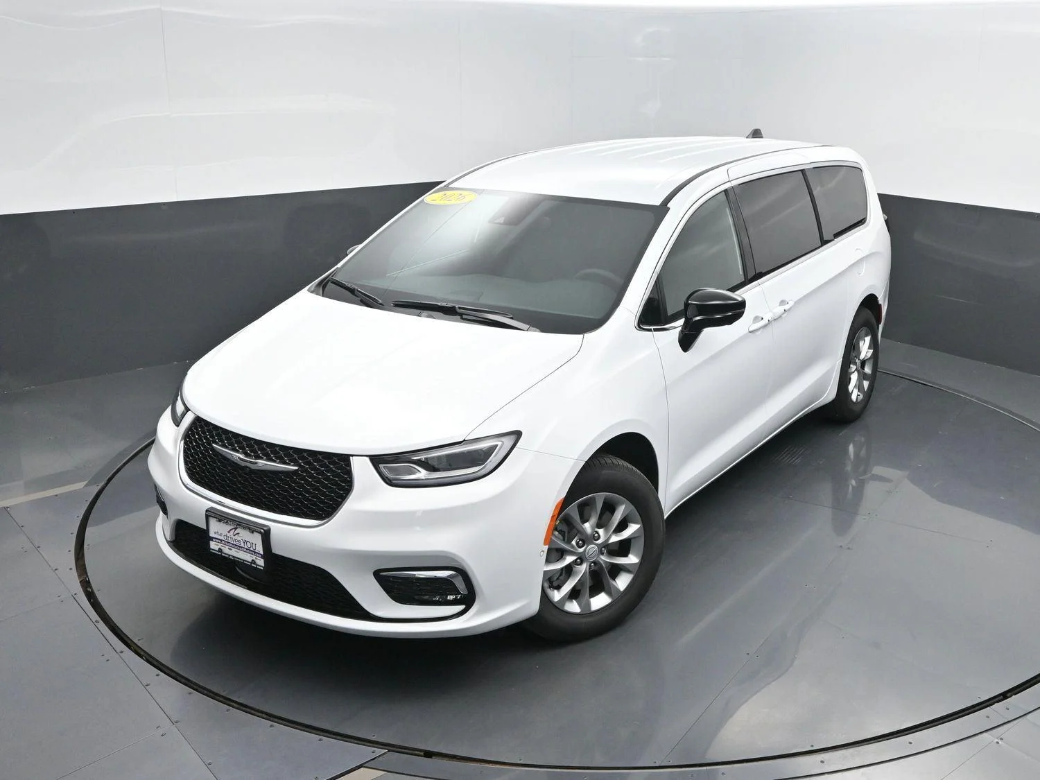 2026 Chrysler Pacifica Select - Photo 38