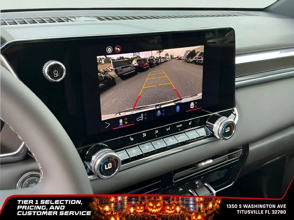 New 2026 Summit White GMC Elevation image 30