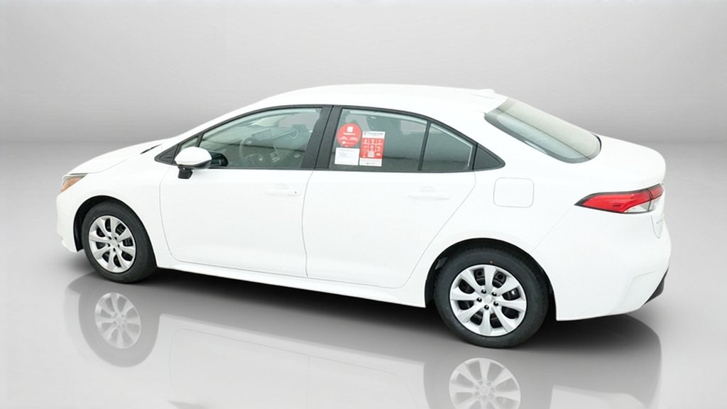 New 2027 Ice Cap Toyota LE image 15