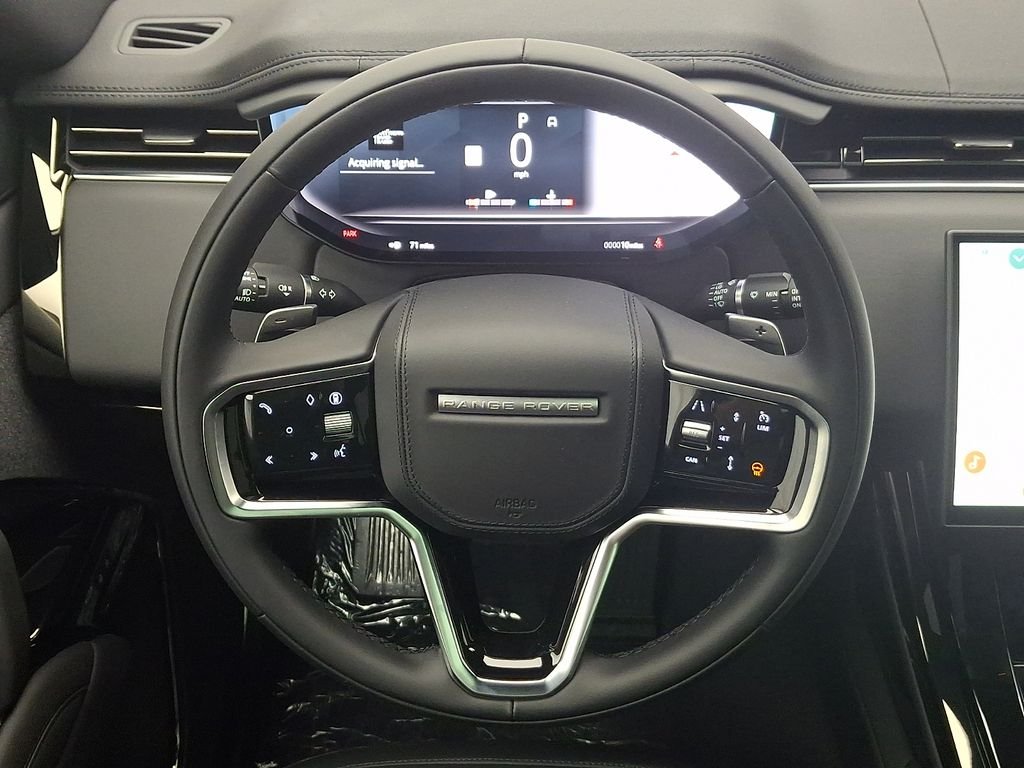 New 2027 Santorini Black Land Rover SE image 17