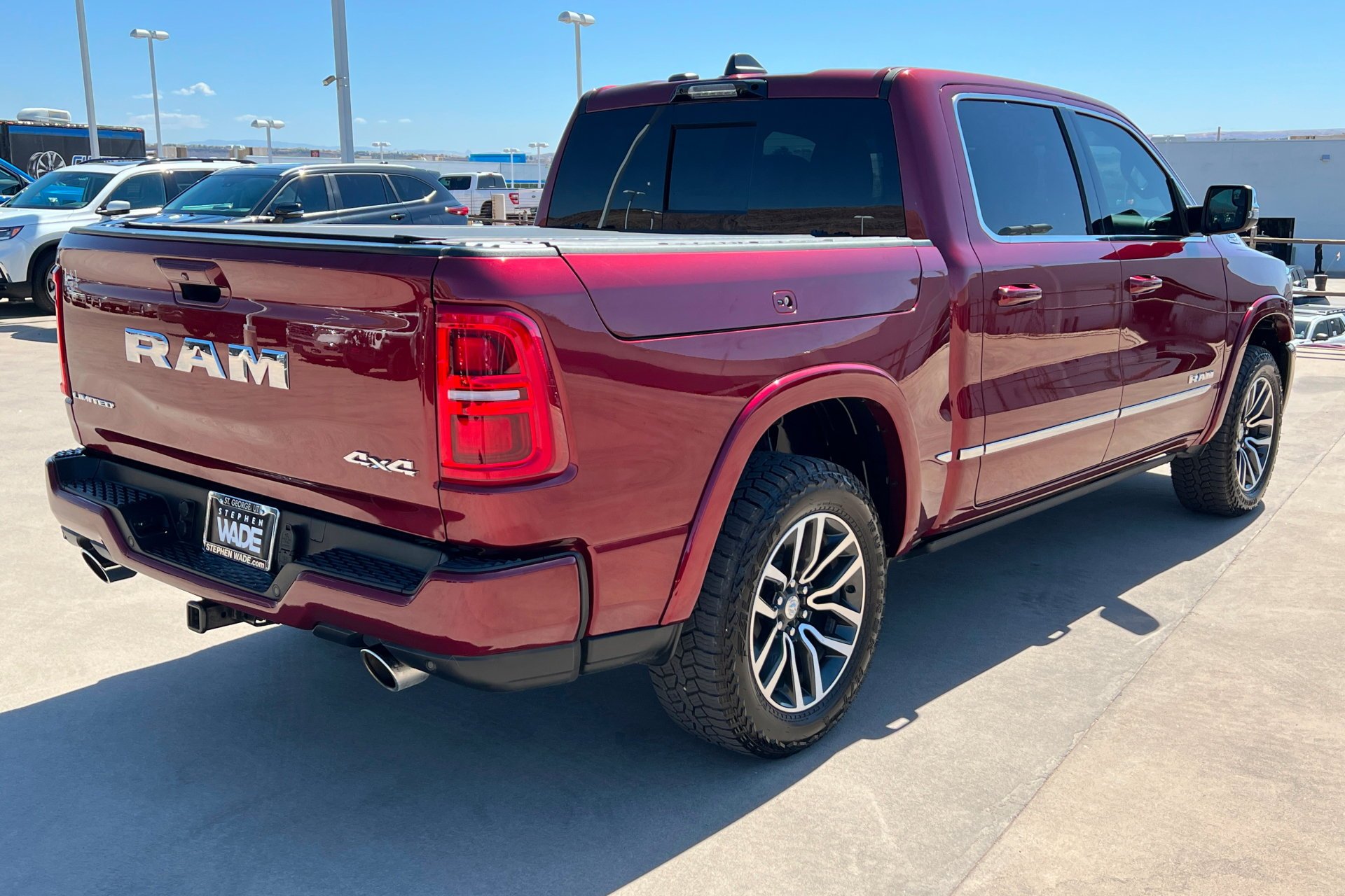 Used 2025 Delmonico Red Pearlcoat Ram Limited image 6