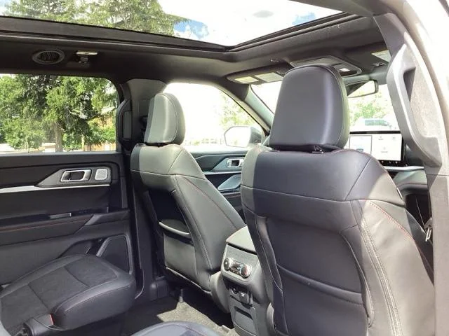 New 2026 Space White Metallic Ford ST image 15