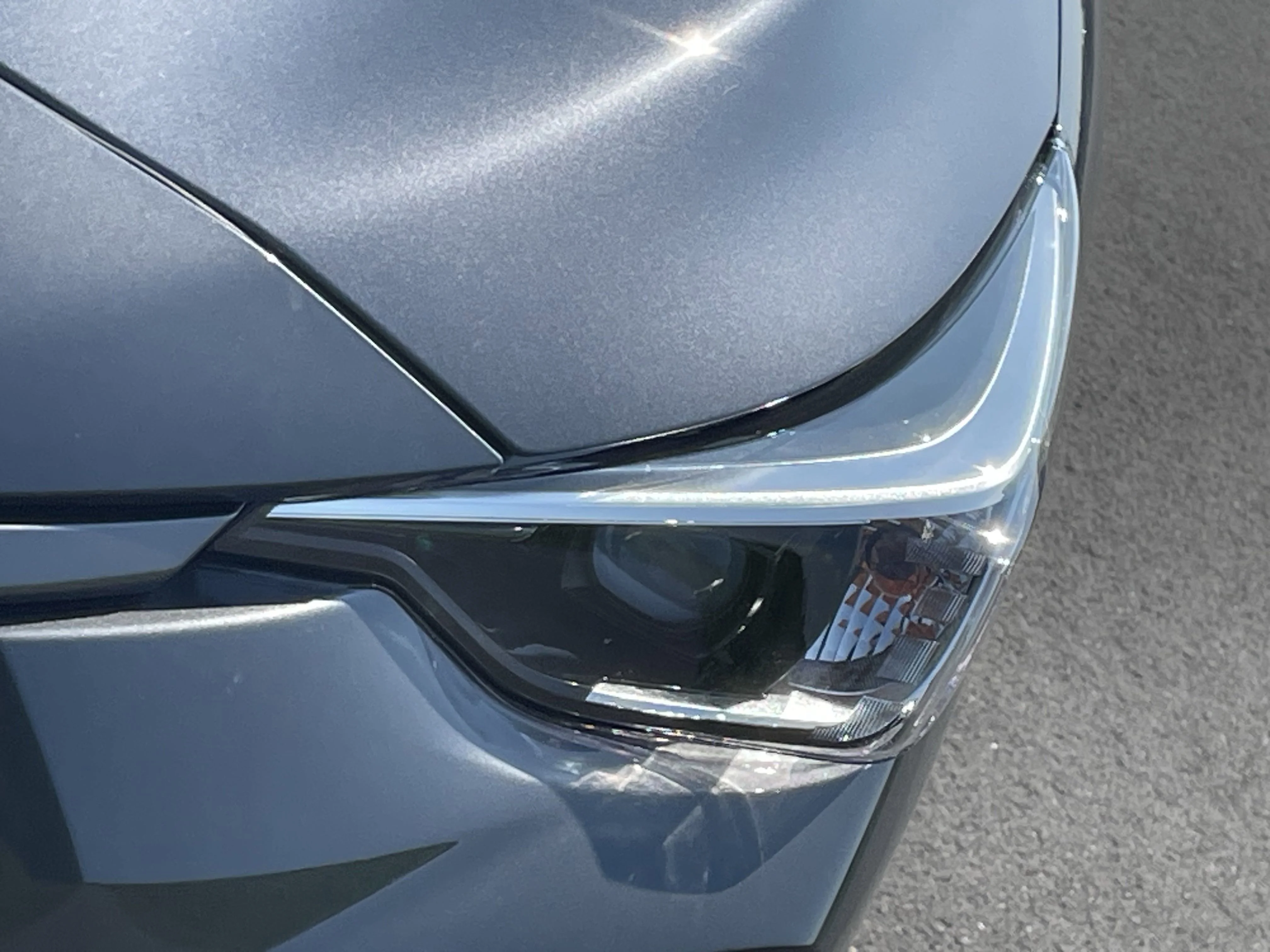 Used 2025 Magnetite Gray Metallic/Crystal Black Silica Subaru Premium image 9