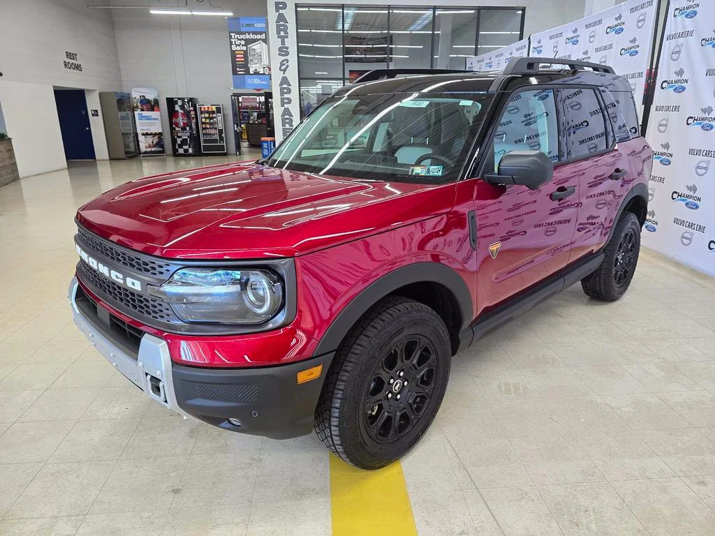 New 2026 Ruby Red Metallic Tinted Clearcoat Ford Badlands® image 3