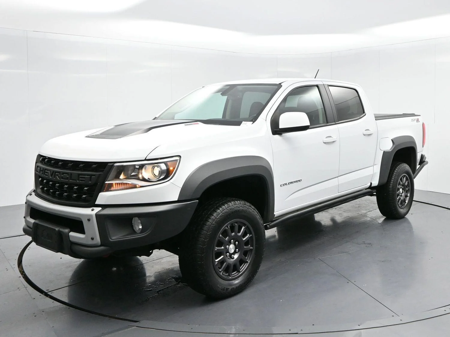 Used 2022 Summit White Chevrolet ZR2 image 3
