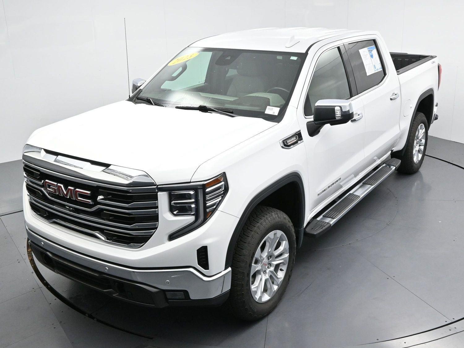 Used 2023 Summit White GMC SLT image 42
