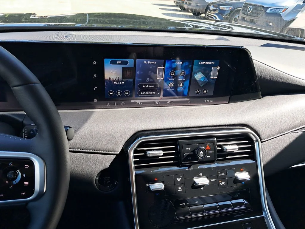 2026 Nissan Armada SV - Photo 18