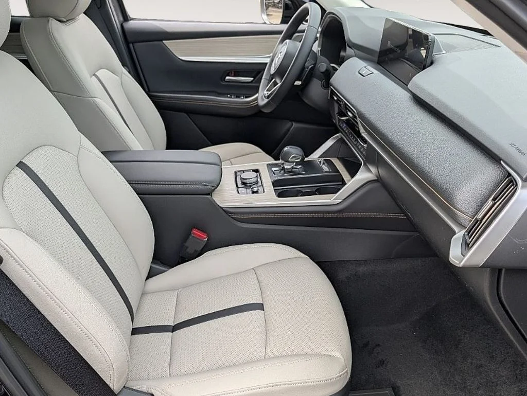 New 2026 Blue Mazda 3.3 Turbo Premium image 18