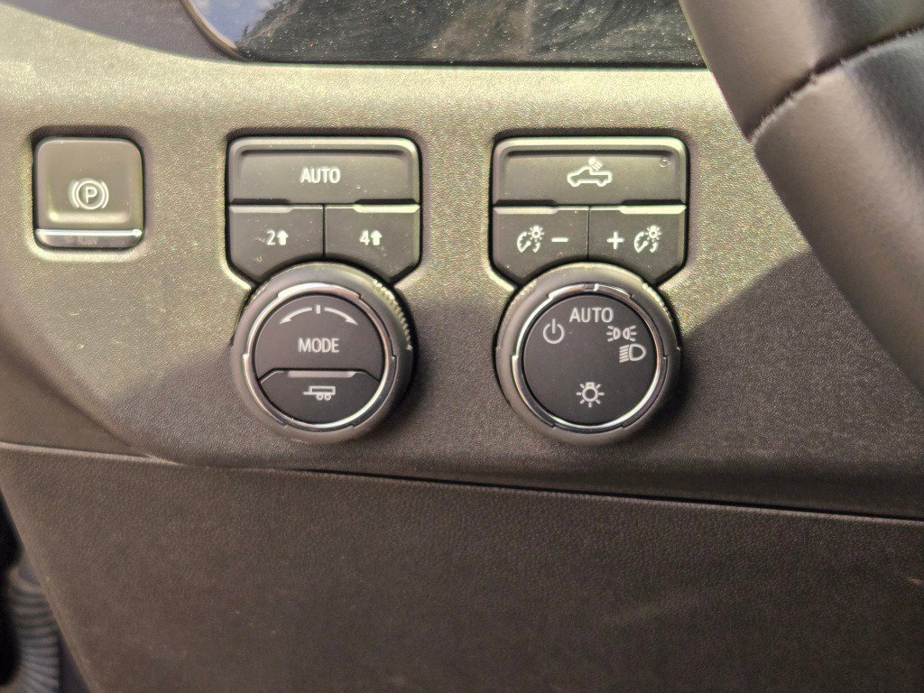 2024 Chevrolet Silverado 1500 LT - Photo 28
