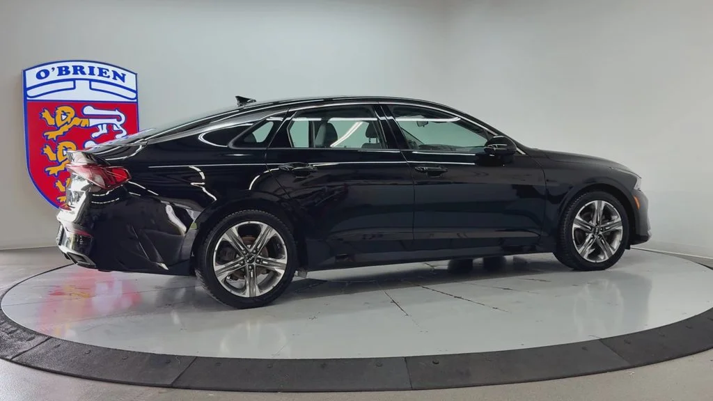 Used 2024 Ebony Black Kia EX image 4