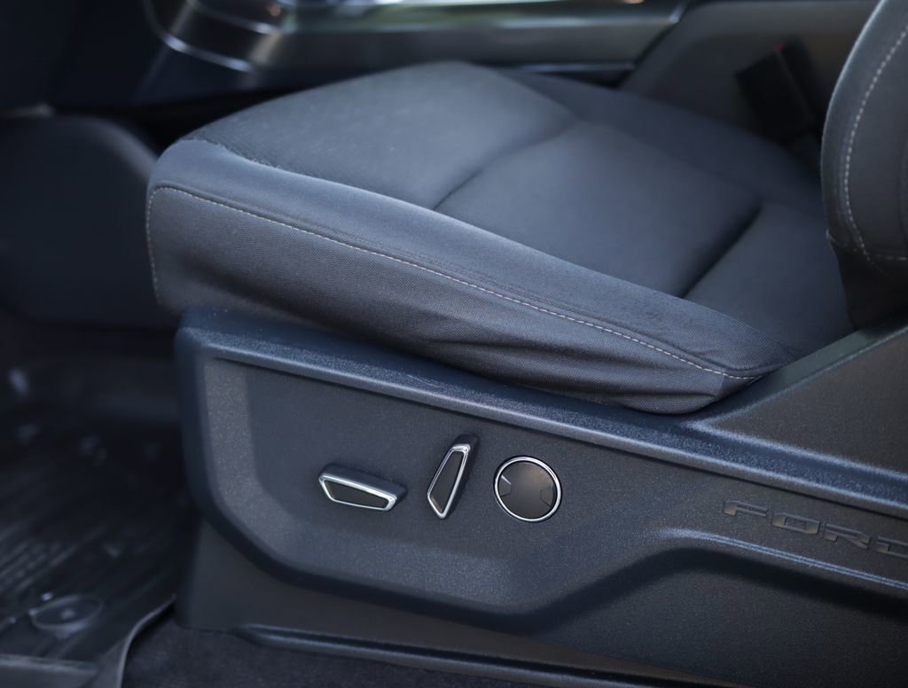 Used 2021 Iconic Silver Ford XL image 24
